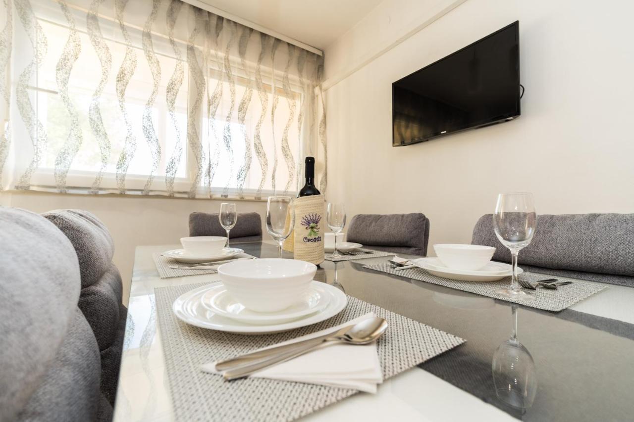 Apartment Mihaela ザダル エクステリア 写真