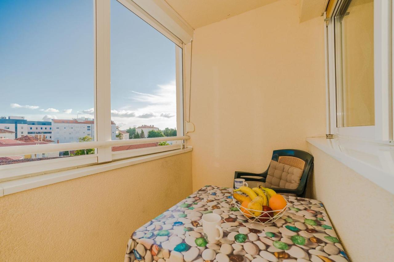 Apartment Mihaela ザダル エクステリア 写真