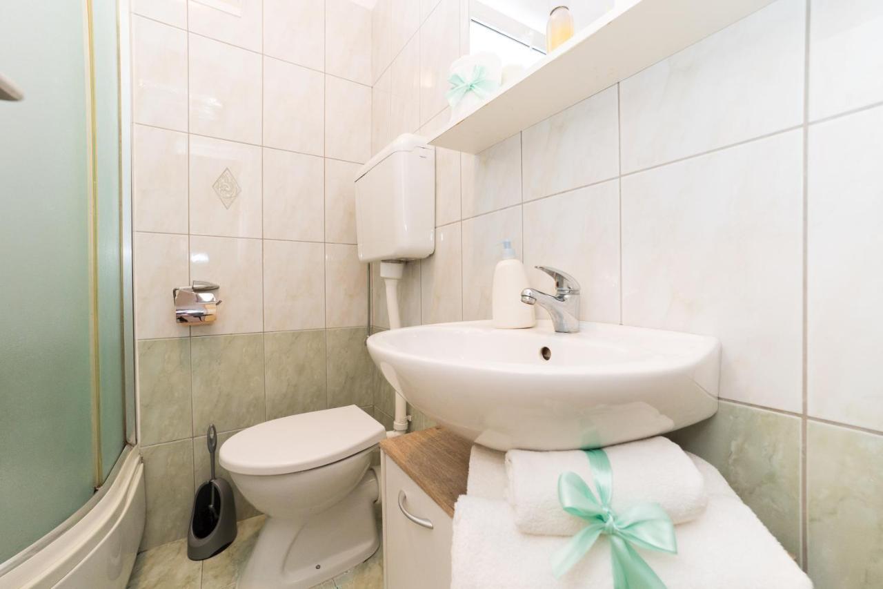 Apartment Mihaela ザダル エクステリア 写真